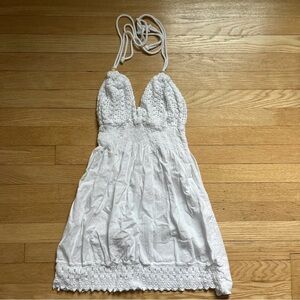 Elegant White Mini Dress